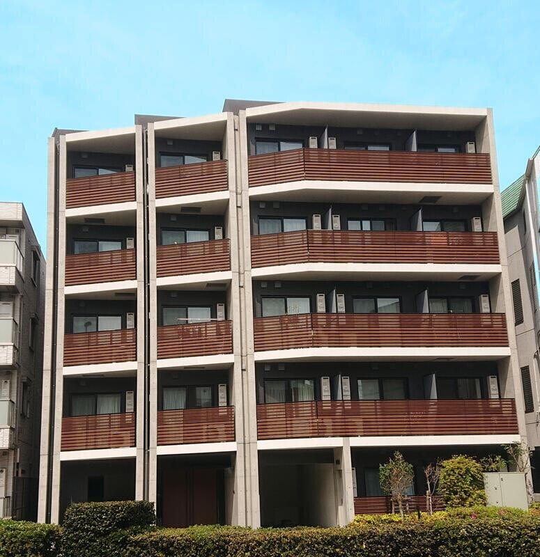 CREVISTA中板橋IIの外観