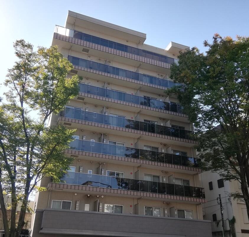 PREMIUM CUBE 代々木上原の建物外観