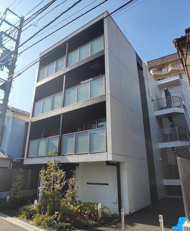 クレイシア新宿ノースの建物外観