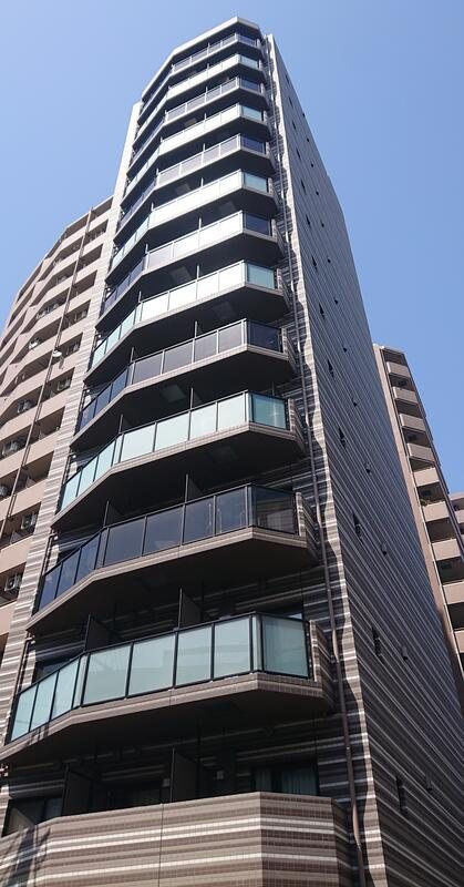 PREMIUM CUBE 池袋要町の建物外観