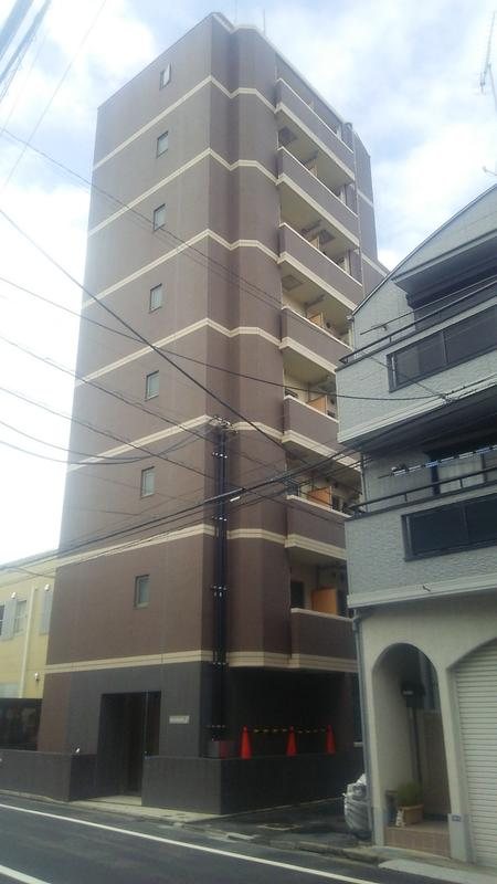 ベルグレードOMの外観