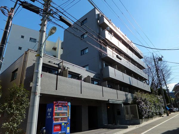 ルーブル中野新井の建物外観