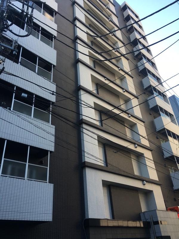 メインステージ両国駅前の建物外観