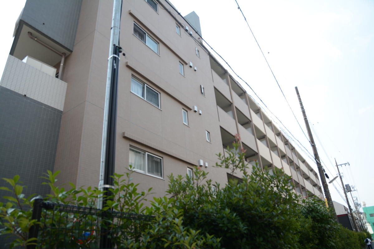 AZEST蒲田南の外観
