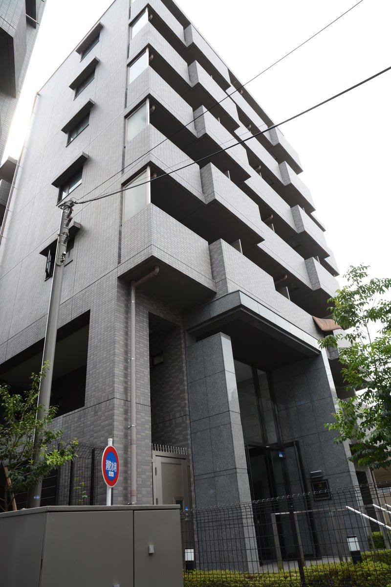 ルーブル仲六郷弐番館の外観