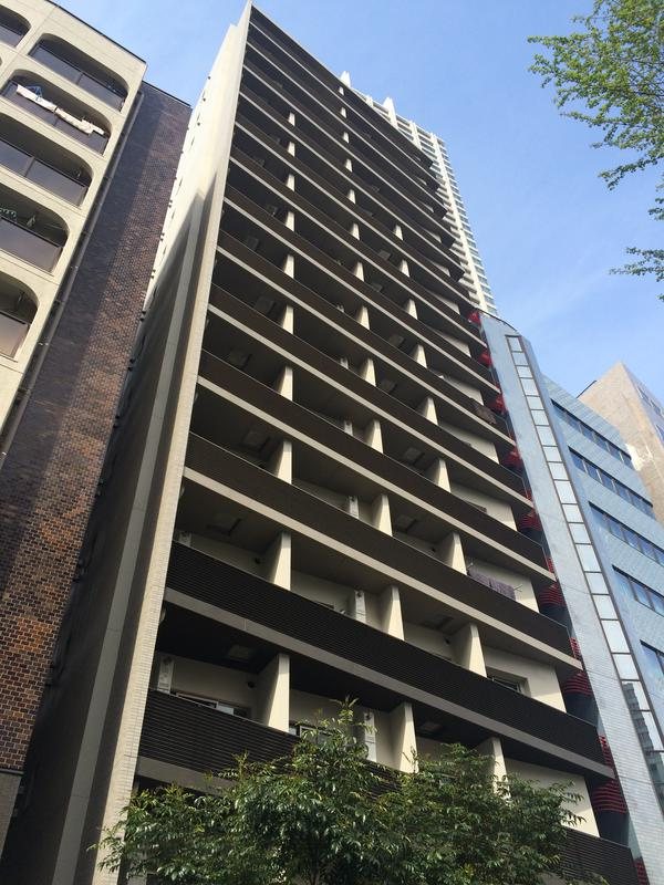 パークリュクス新宿御苑前monoの外観