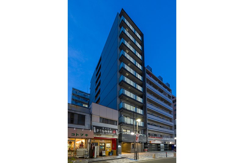 RELUXIA伊勢佐木長者町の建物外観